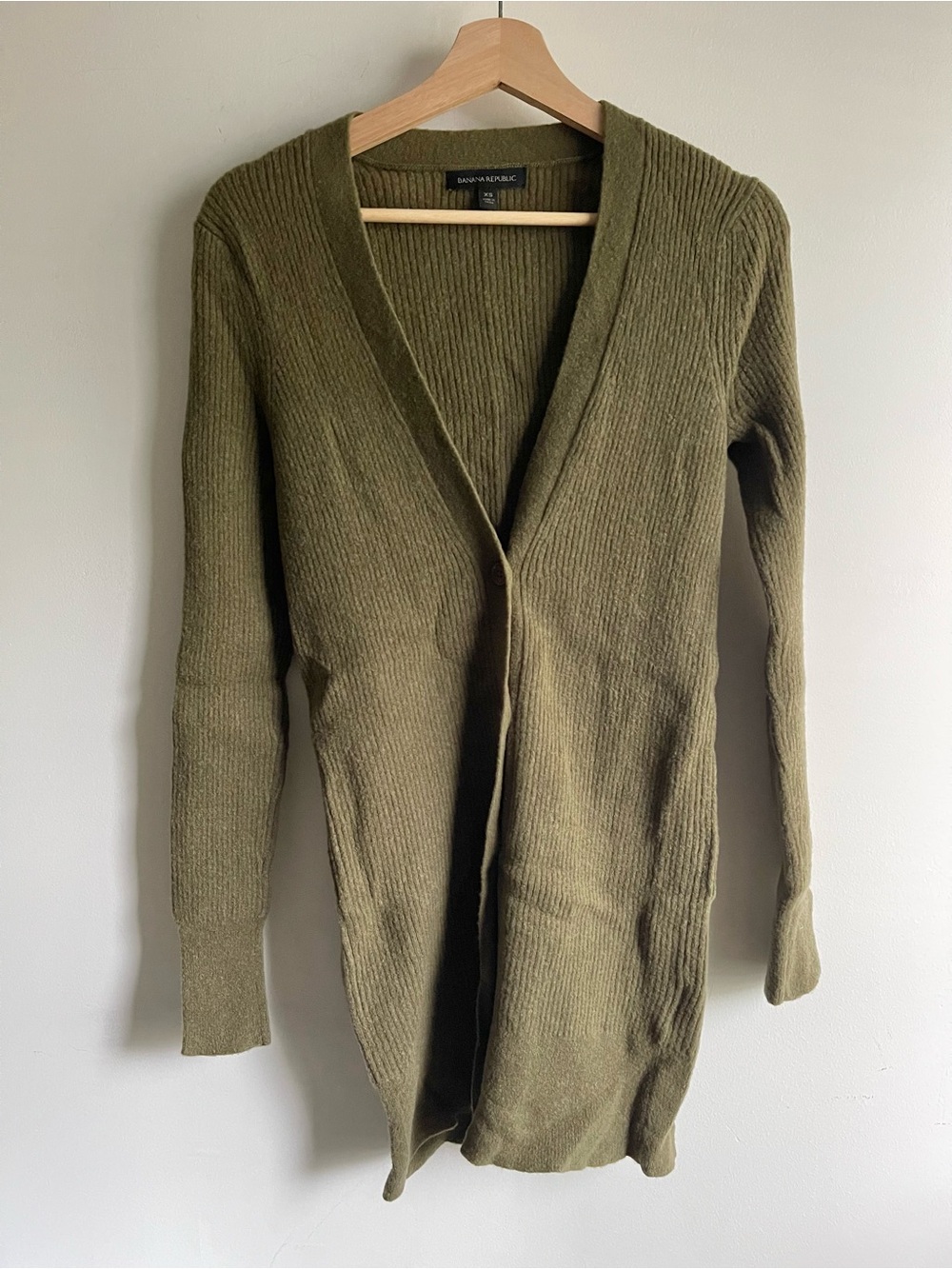 Banana Republic Ribbed Knit Cardigan Womens XS Muted Green Marino Wool Blend